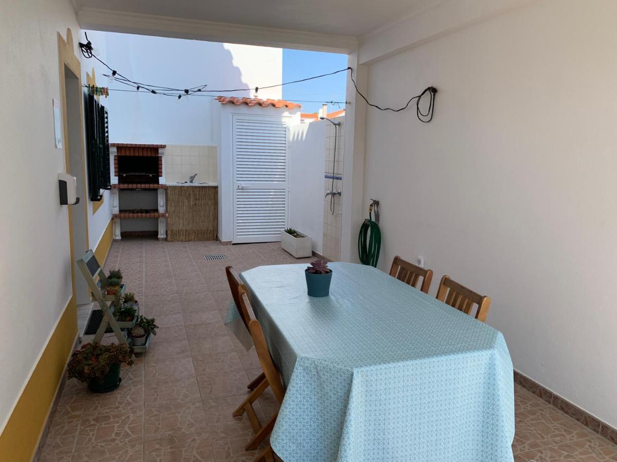 Casa De Praia T3 Em Алмограве Екстериор снимка