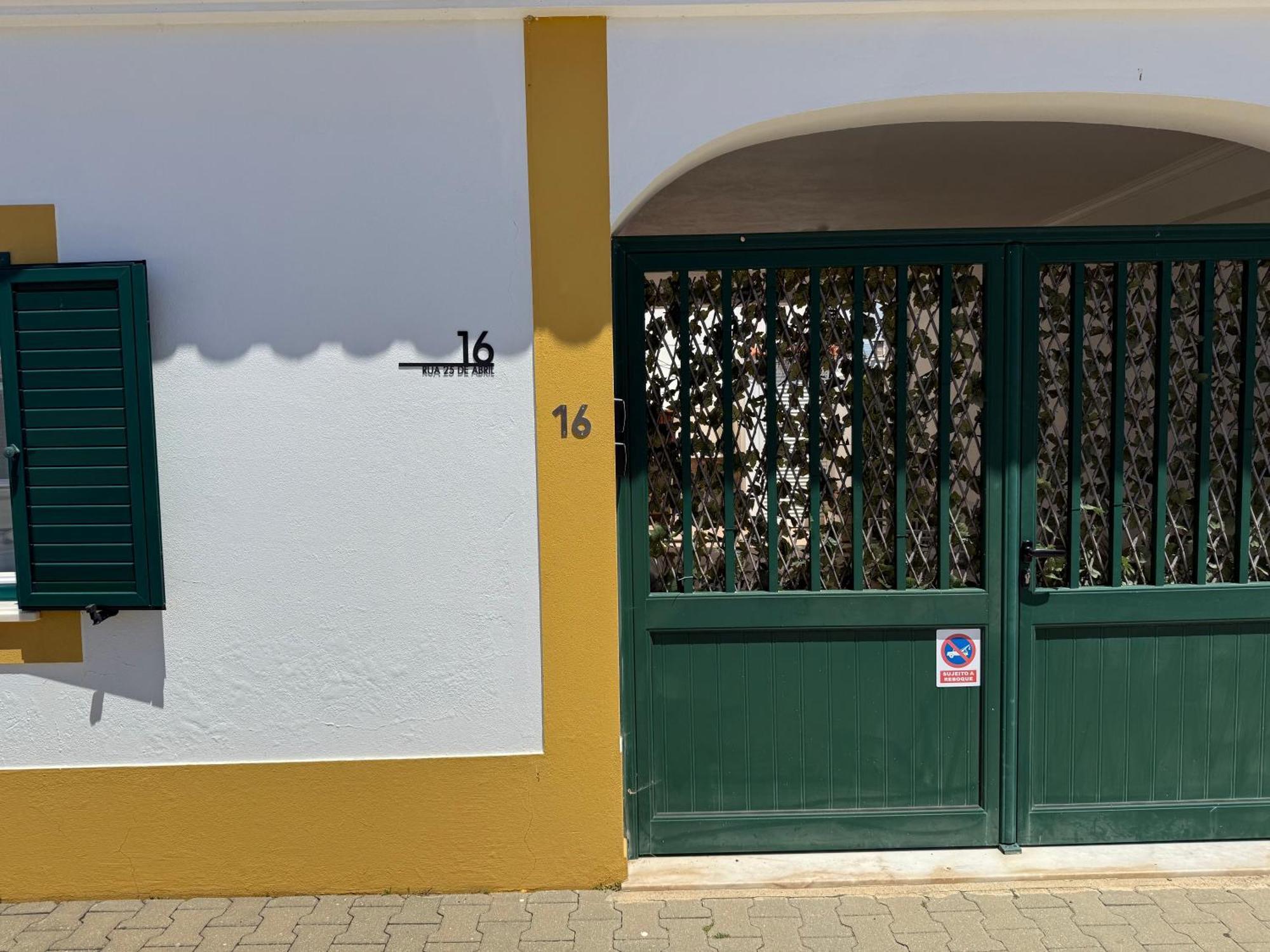 Casa De Praia T3 Em Алмограве Екстериор снимка